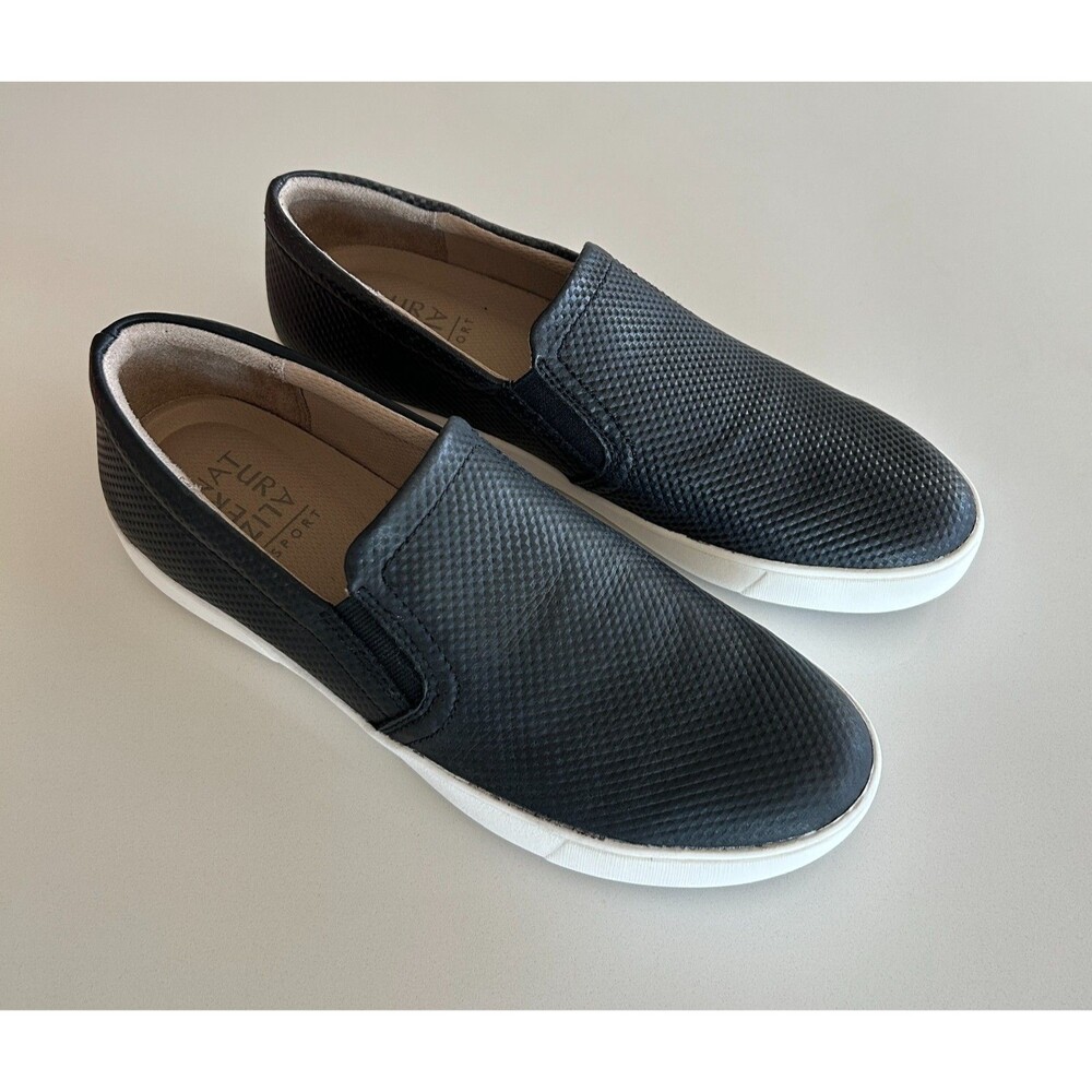Naturalizer Sport Marianne Womens 9M Black Textured Leather Slip-On Sneakers